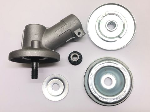 Редуктор на бензотриммер STIHL FS 55,56,70 ( Нового Образца )