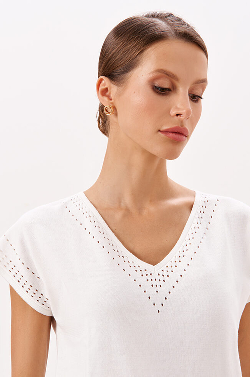 23278 Джемпер женский (молочный)