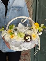 Корзина пасхальная в нежных оттенках размер M- Кулич 150 гр