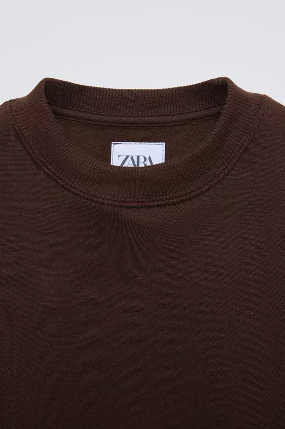 ZARA ОДНОТОННАЯ ТОЛСТОВКА, КОРИЧНЕВЫЙ