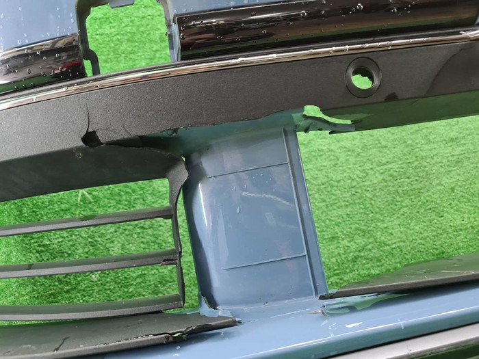 Бампер передний Lixiang L9 (2022-н.в.)