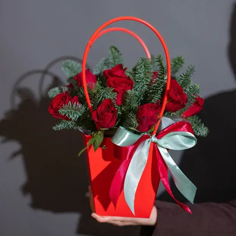 Букет цветов в сумочке Зимний сон