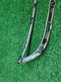 Молдинг переднего бампера Hyundai Genesis 2 13-16