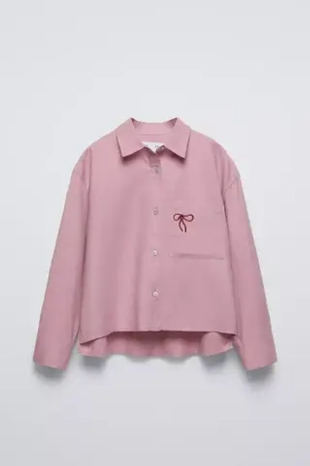 ZARA РУБАШКА С КАРМАНОМ С ВЫШИВКОЙ, ТЕМНО-РОЗОВЫЙ