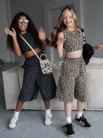 Костюм для девочки в сад топ и шорты