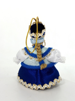 Кукла-подвеска сувенирная Девушка в душегрее. Елочная игрушка ручной работы