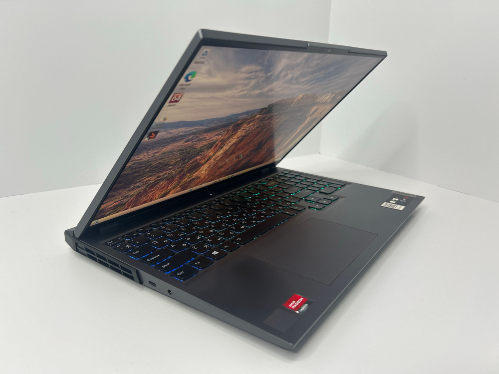 Ноутбук Lenovo Legion 5 Pro 16ACH6H (82JQ000URK) 16"/AMD Ryzen 7 5800H/RAM 16GB/SSD 1024GB/NVIDIA GeForce RTX 3060 6GB/IPS/2560x1600/DOS/Подсветка кл-ры: RGB/черный. Состояние: C1