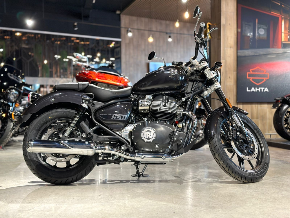 Royal Enfield Super Meteor 650 Interstellar Green (Mid)