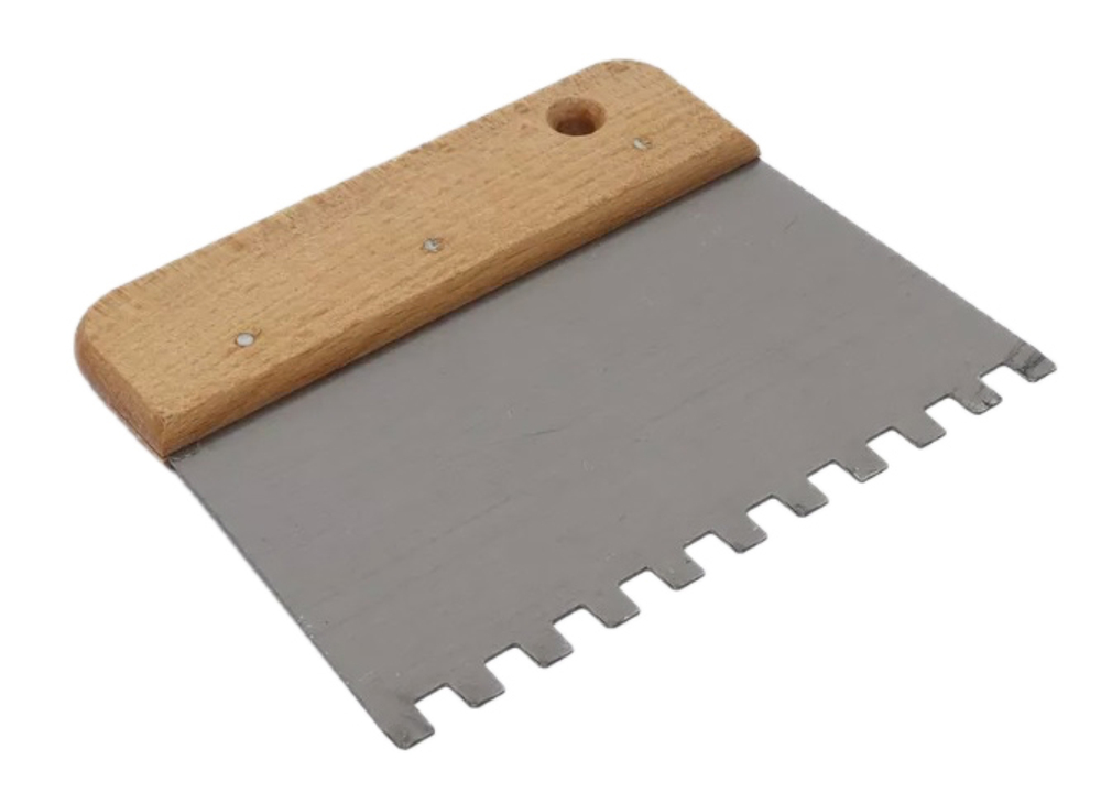 Шпатель-гребень 8х8 80x170 мм с деревянной ручкой Dekor 122