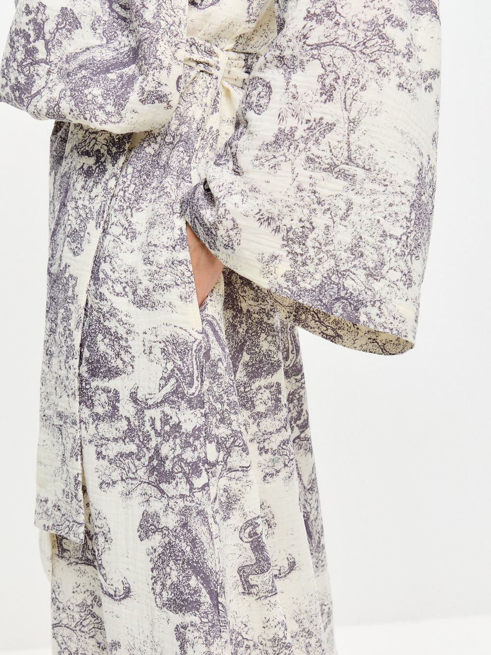 Графитовое муслиновое кимоно