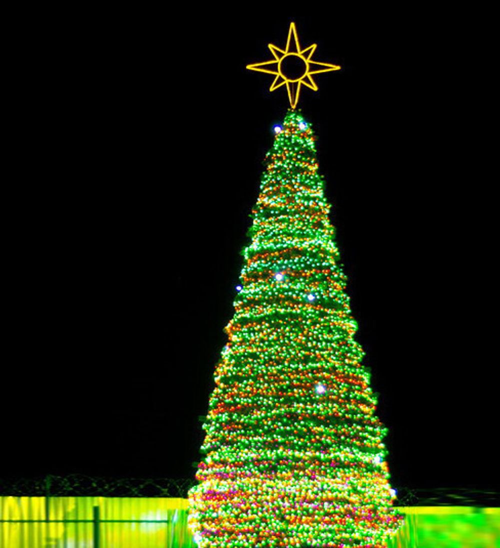 Уличная елка каркасная "Уральская" (пвх) 30 м