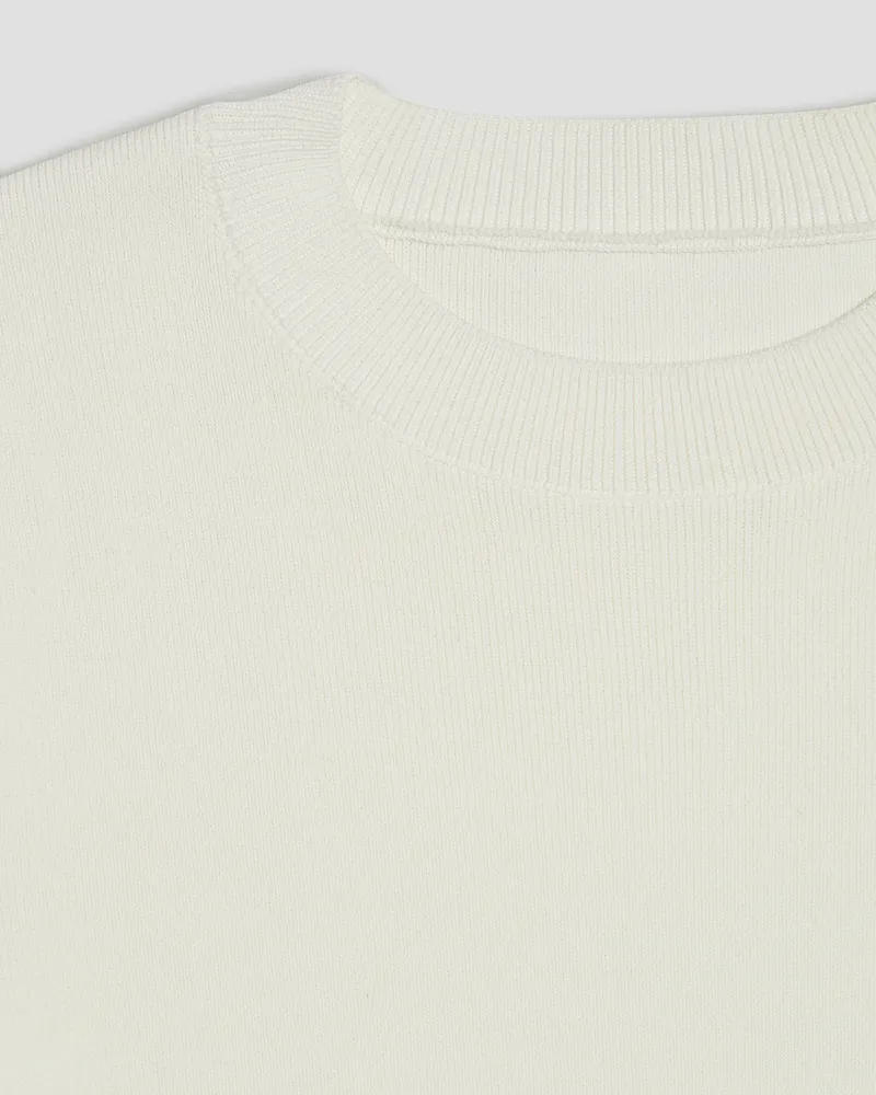 Белый укороченный лонгслив из вискозы