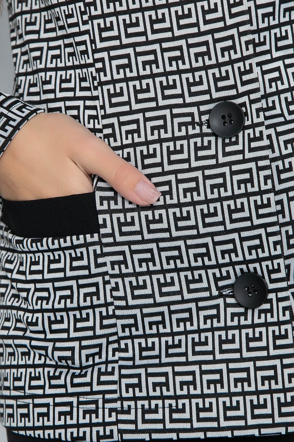 Жакет Времена года (черно-белый) Б14566-19М LT Collection