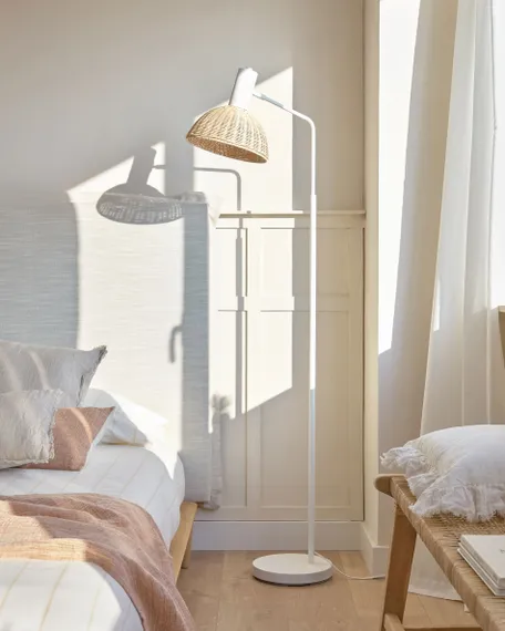 Торшер Damila 165 см, ротанг, черный каркас