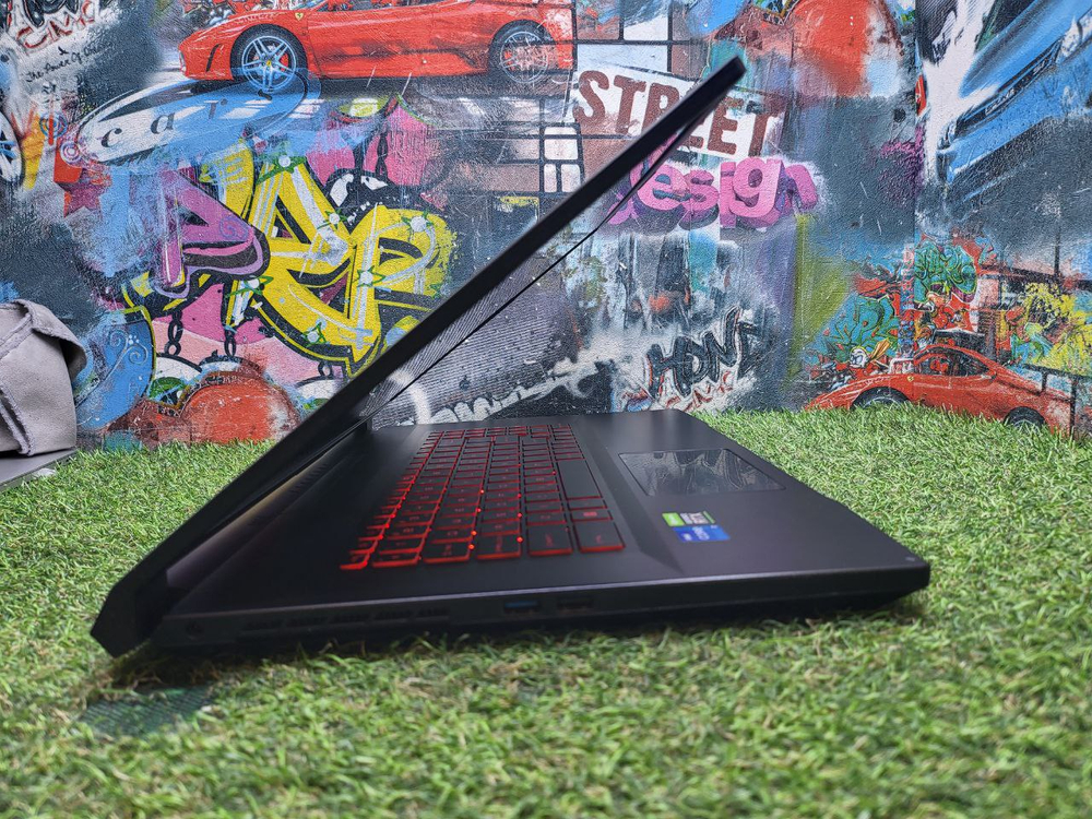 Ноутбук MSI i7-12/16gb/FHD/RTX3050 4Gb/MSI Katana GF76 12UC-257XRU Windows 11