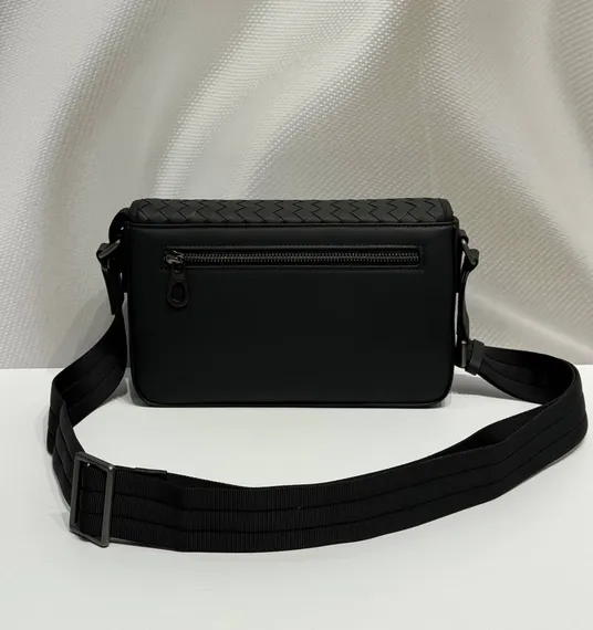 Сумка через плечо Bottega Venetta, чёрный