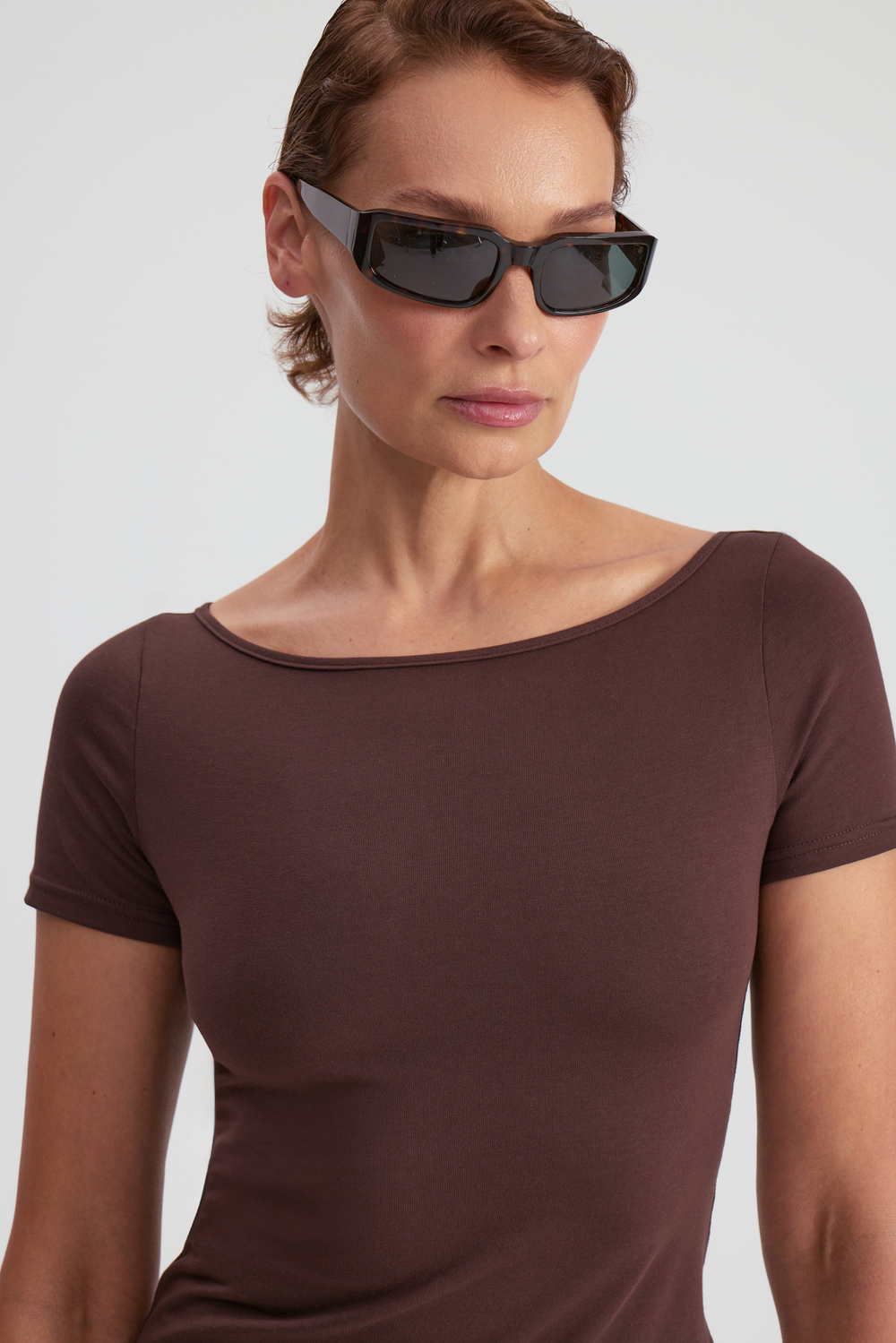 Футболка шоколад