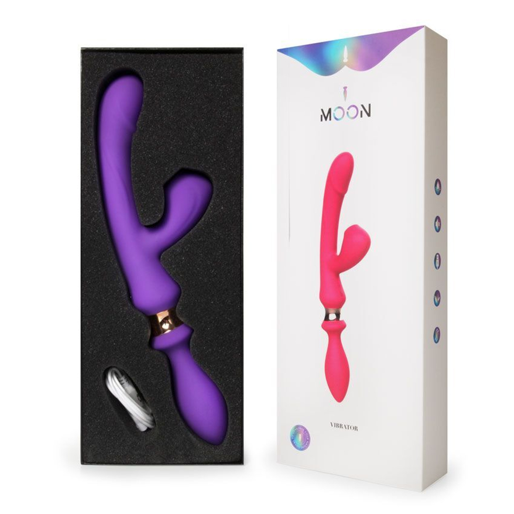 Фиолетовый двусторонний вибромассажёр с клиторальным отростком - 30 см.