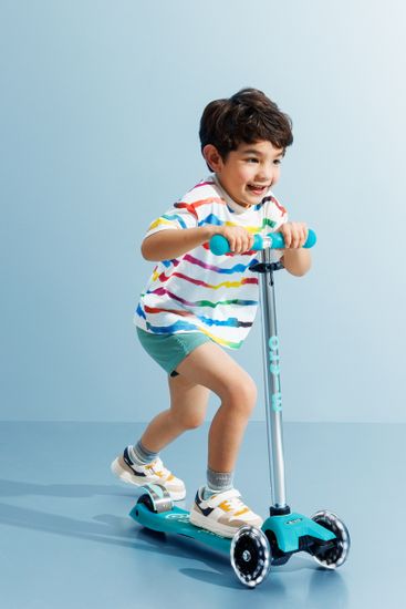 Самокат Maxi Micro Deluxe Glow (светящийся) LED зеленый мармелад