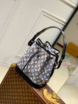 Louis Vuitton Petite Noe