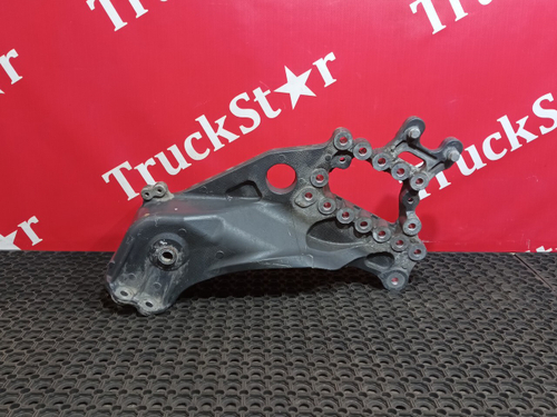 Кронштейн рессоры передней правый