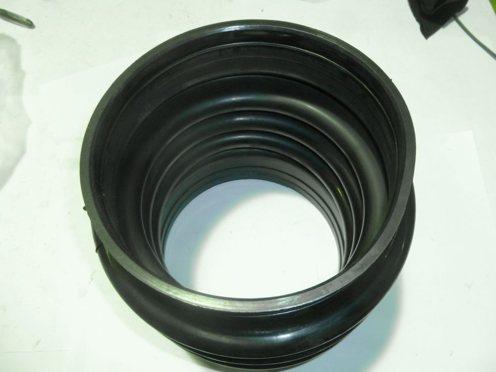 Кожух гофрированный HCD90B (Длина окружности=585 мм)/Dust cover