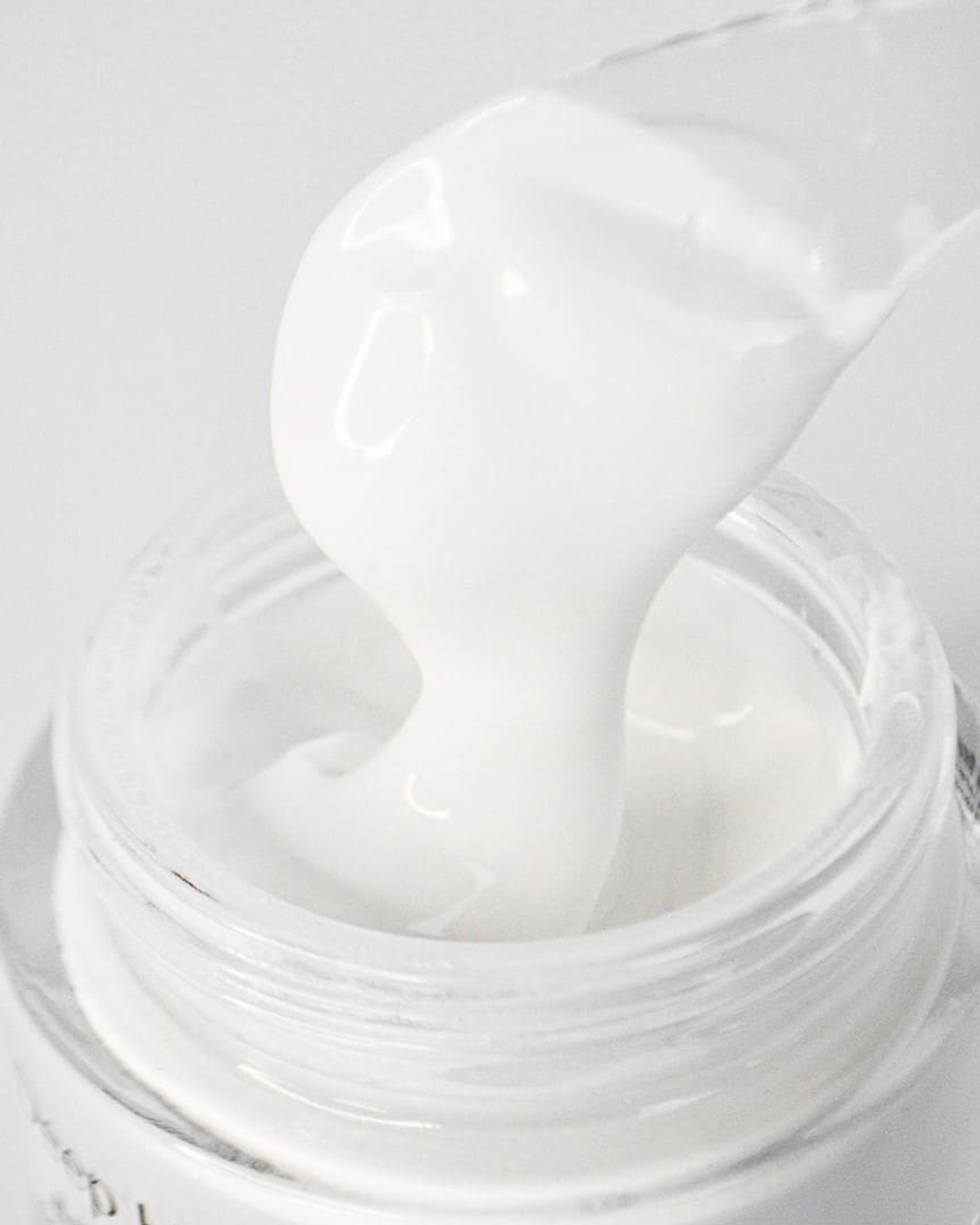 Осветляющий и выравнивающий крем для макияжа, 50г