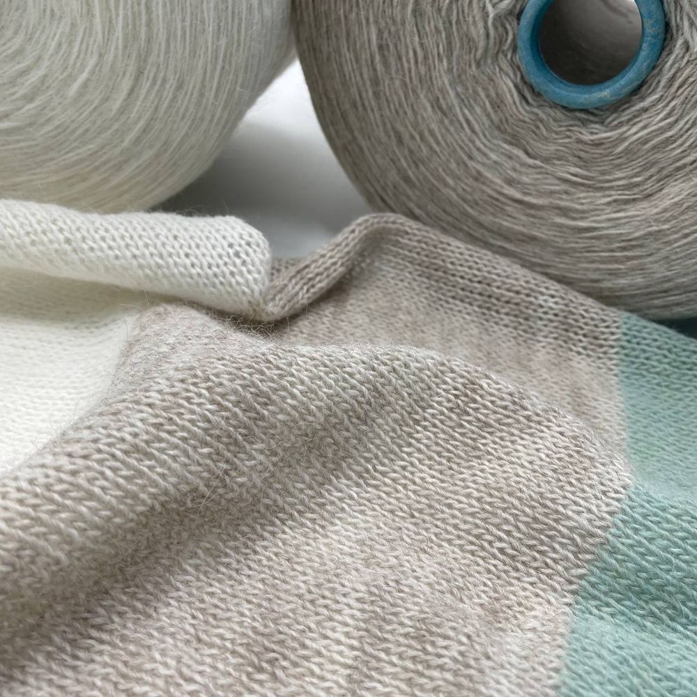 FILATI RICCIO 15% альпака 10% меринос 10% вискоза 65% полиамид