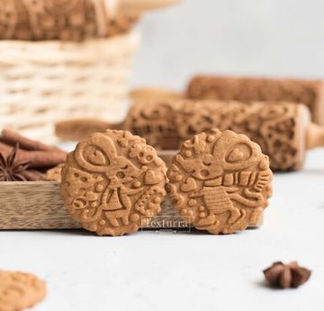 Малая скалка с узором Мышата