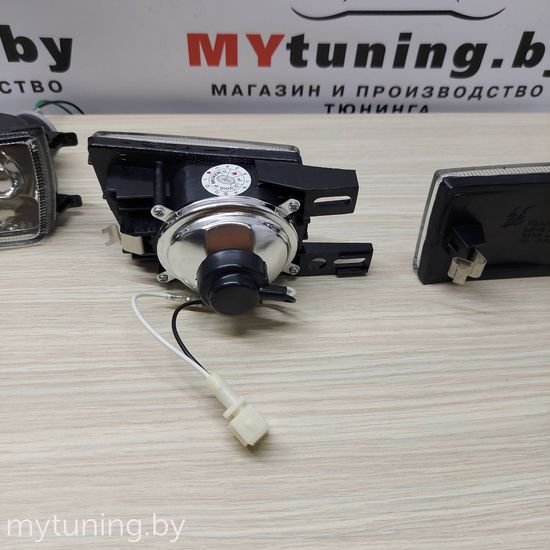 Поворотники с галогеном VW Golf 3 / Vento black