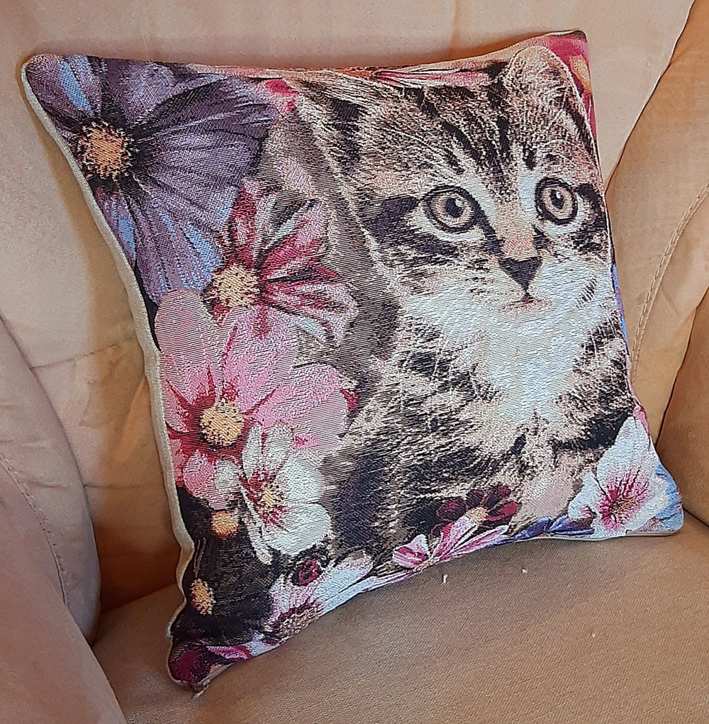 Декоративный гобеленовый чехол для интерьерной подушки Котенок 38*38