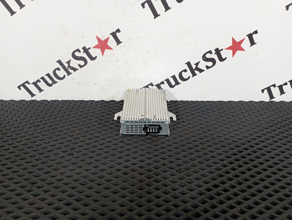 Преобразователь напряжения