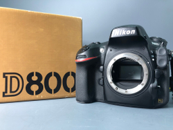 Nikon D800, 667322 кадров пробега.