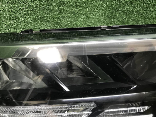 Фара правая VW Polo 6 (2020-2022) LED