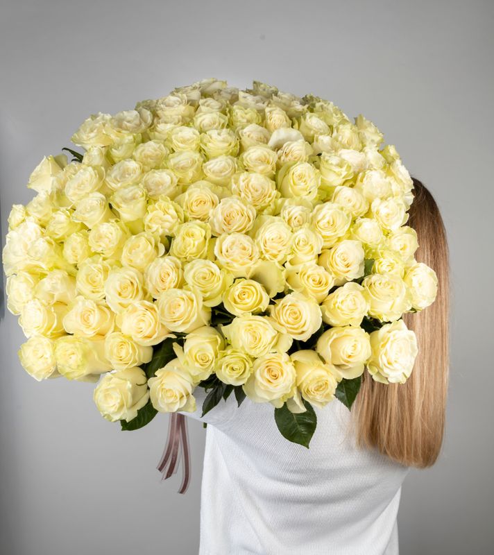 Букет премиальных роз Мондиаль 70 см (под ленту)*