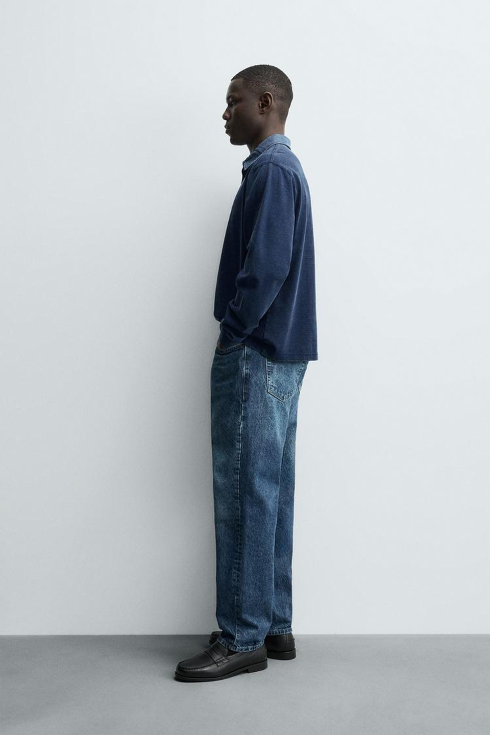 ZARA ТОЛСТОВКА-ПОЛО С КОНТРАСТНЫМ ВОРОТНИКОМ, СИНИЙ/ИНДИГО