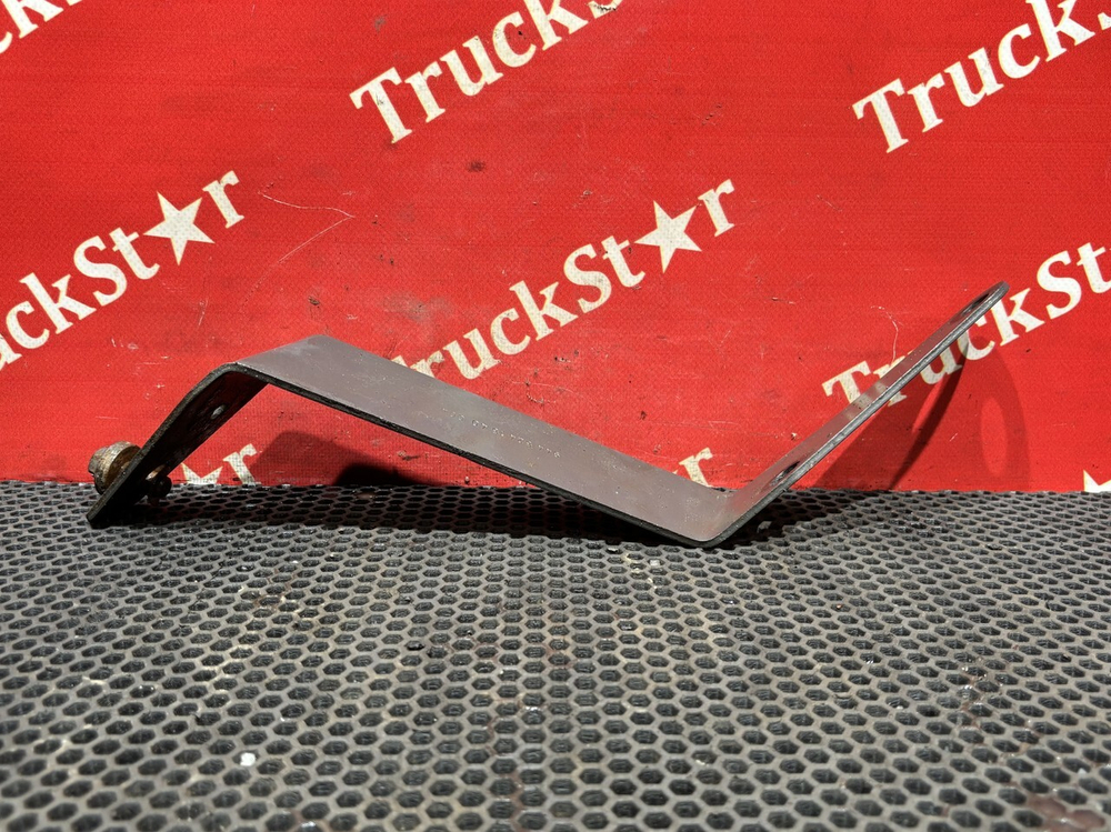 Кронштейн шумоизоляции левый