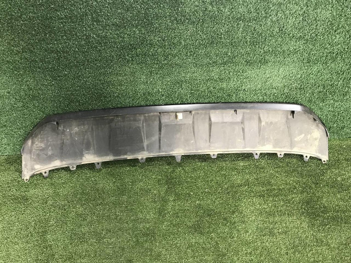 Накладка переднего бампера Audi Q7 2 (2015-2019)