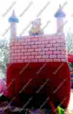 Надувной батут "Веселый замок"