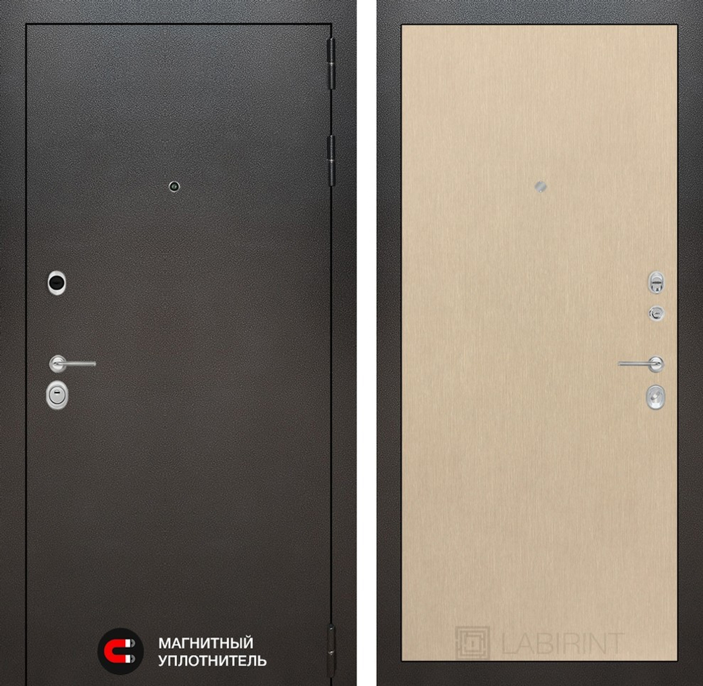 Входная металлическая дверь в квартиру с шумоизоляцией Лабиринт Silver (Сильвер)  05 - Венге светлый Гладкая