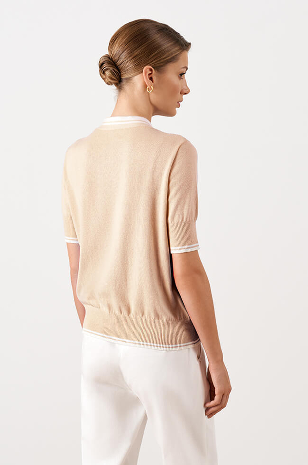 23005 Джемпер женский (бежевый / молочный)