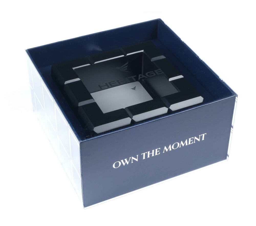 Пепельница Colibri Heritage Cube, Черный лак AT125T1