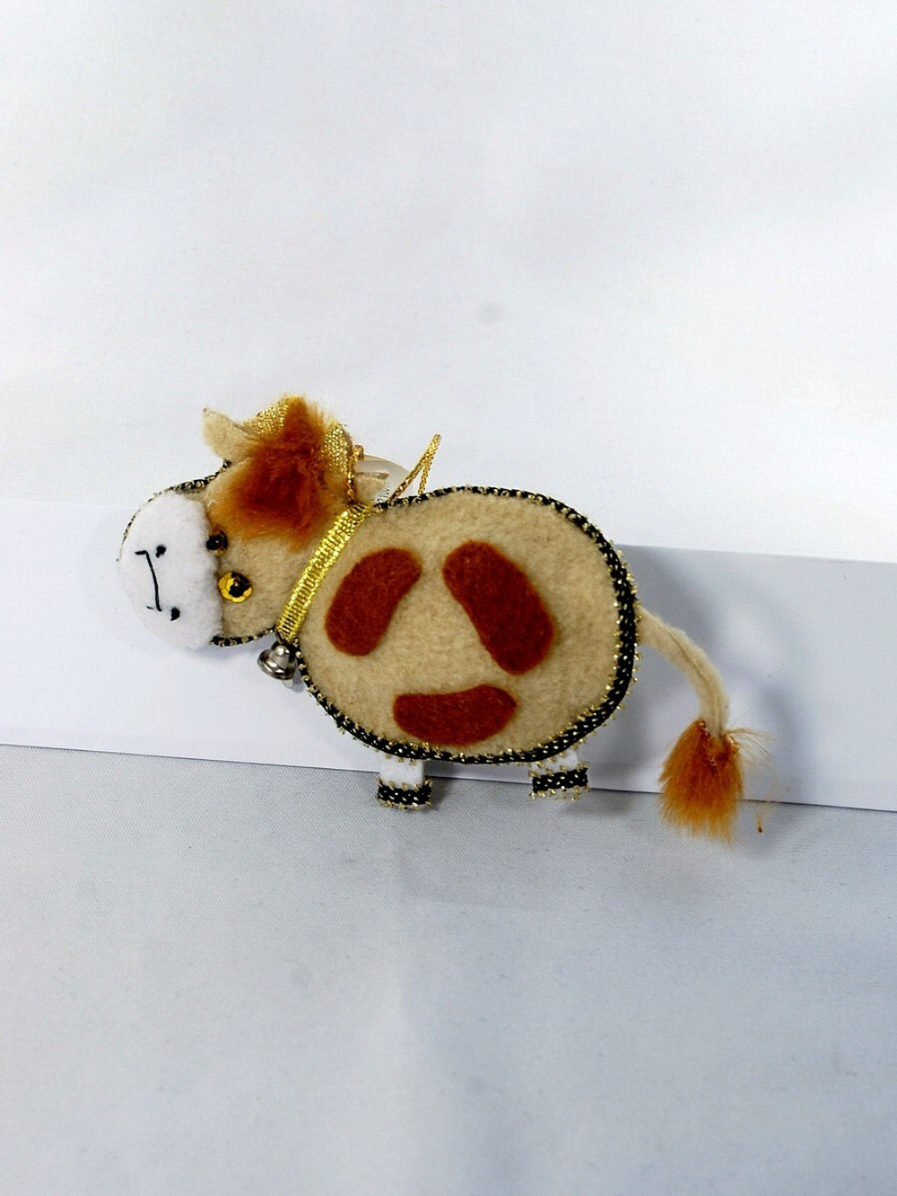 Украшение на елку Бычок