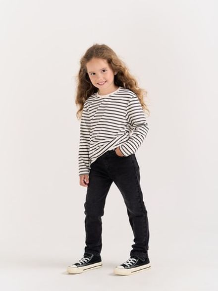 Джинсы зауженные "Черные" для мальчиков