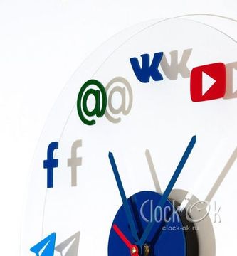 Настенные часы "Социальные сети"