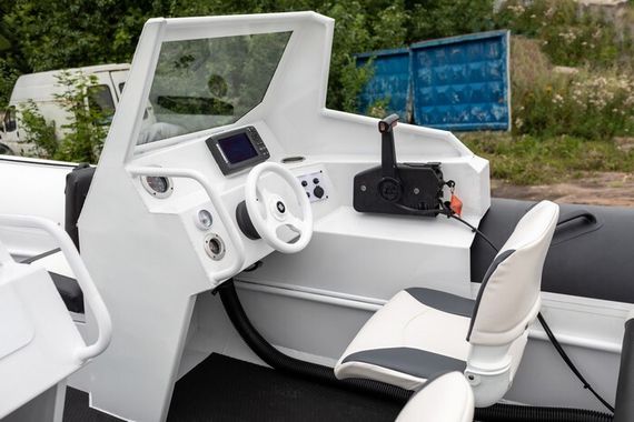 Надувная лодка ProfMarine RIB 550.2 с алюминиевым корпусом (двухконсольный)