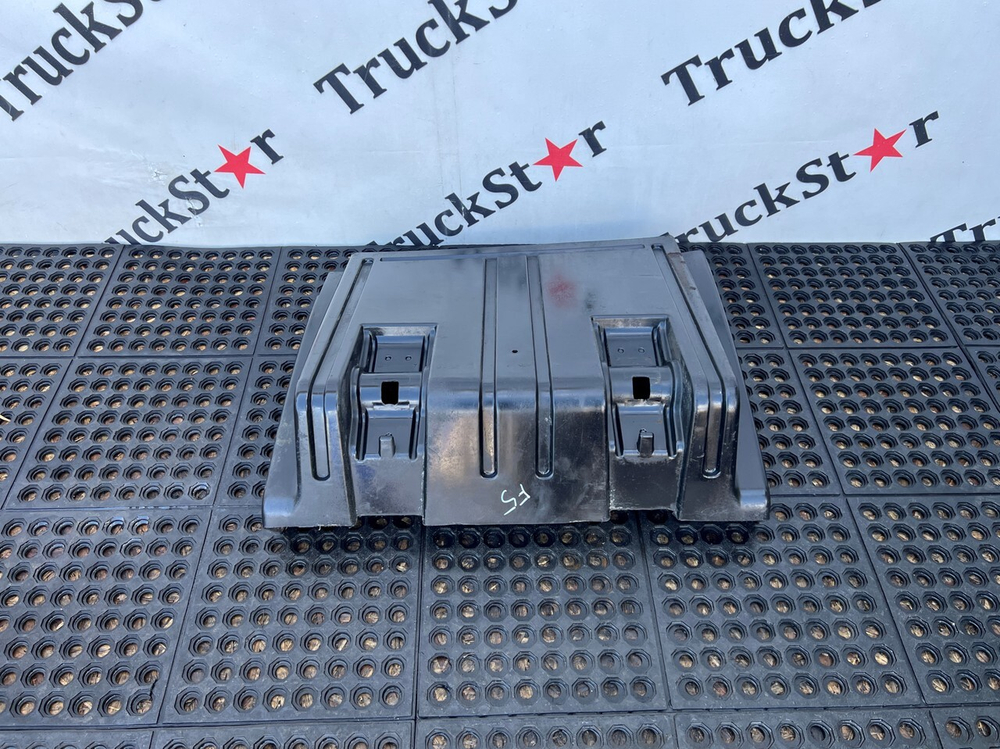 Крыло заднее передняя часть 2023г