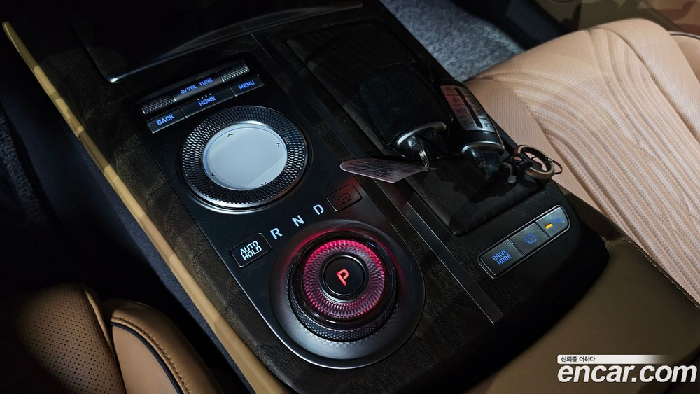 Genesis G80 (RG3) Бензин 2.5 Turbo AWD (06.2020)