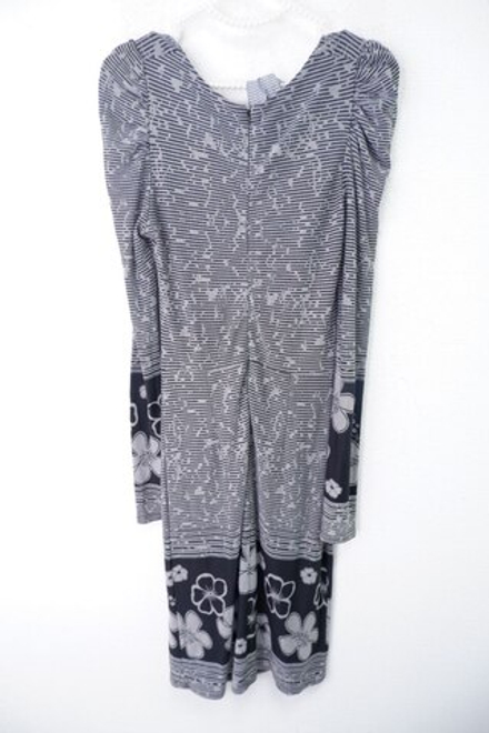 Платье Exclusive с принтом 40 размер