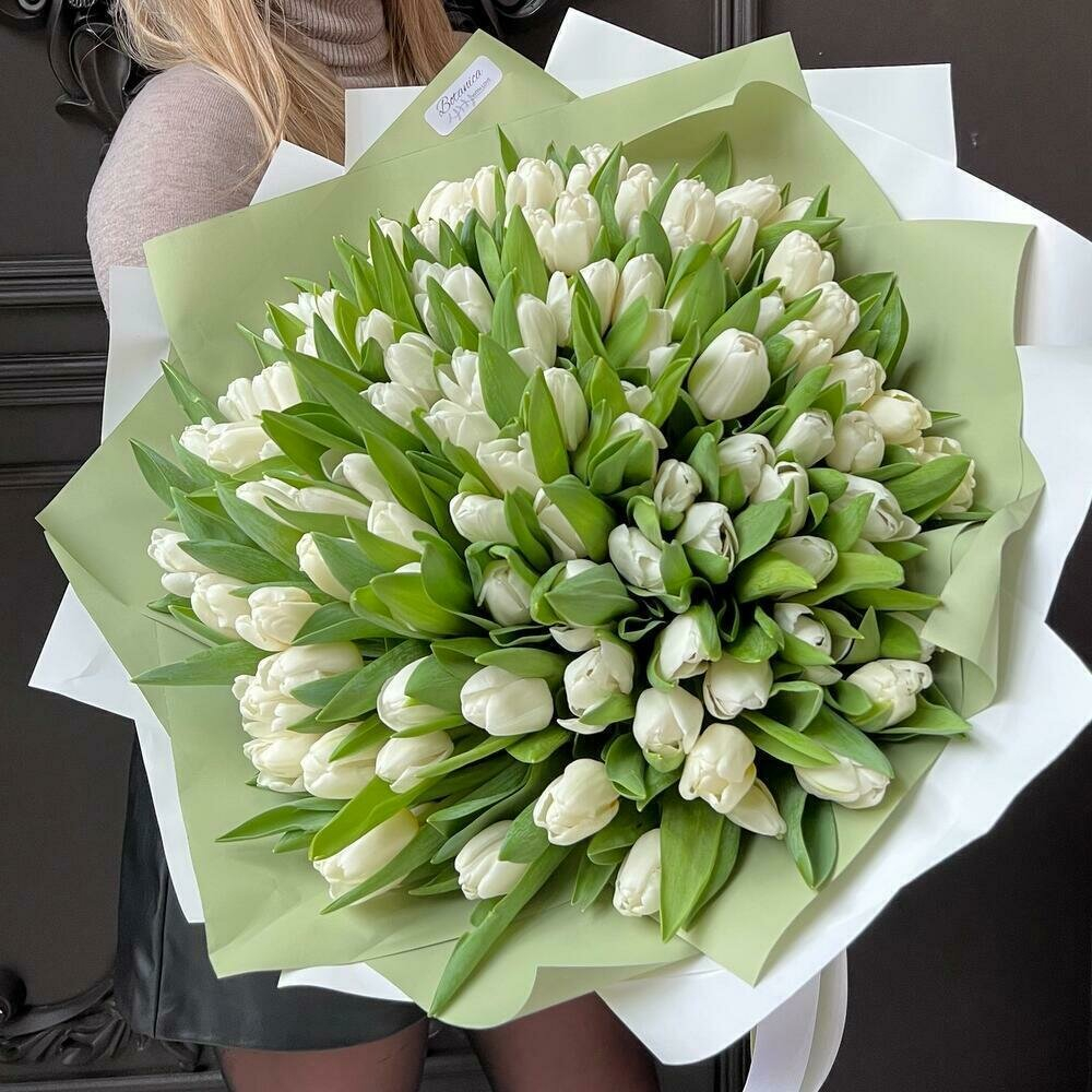 Букет из 101 белого тюльпана